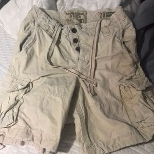 Men’s, size 28, A&F cargo shorts, like new!
